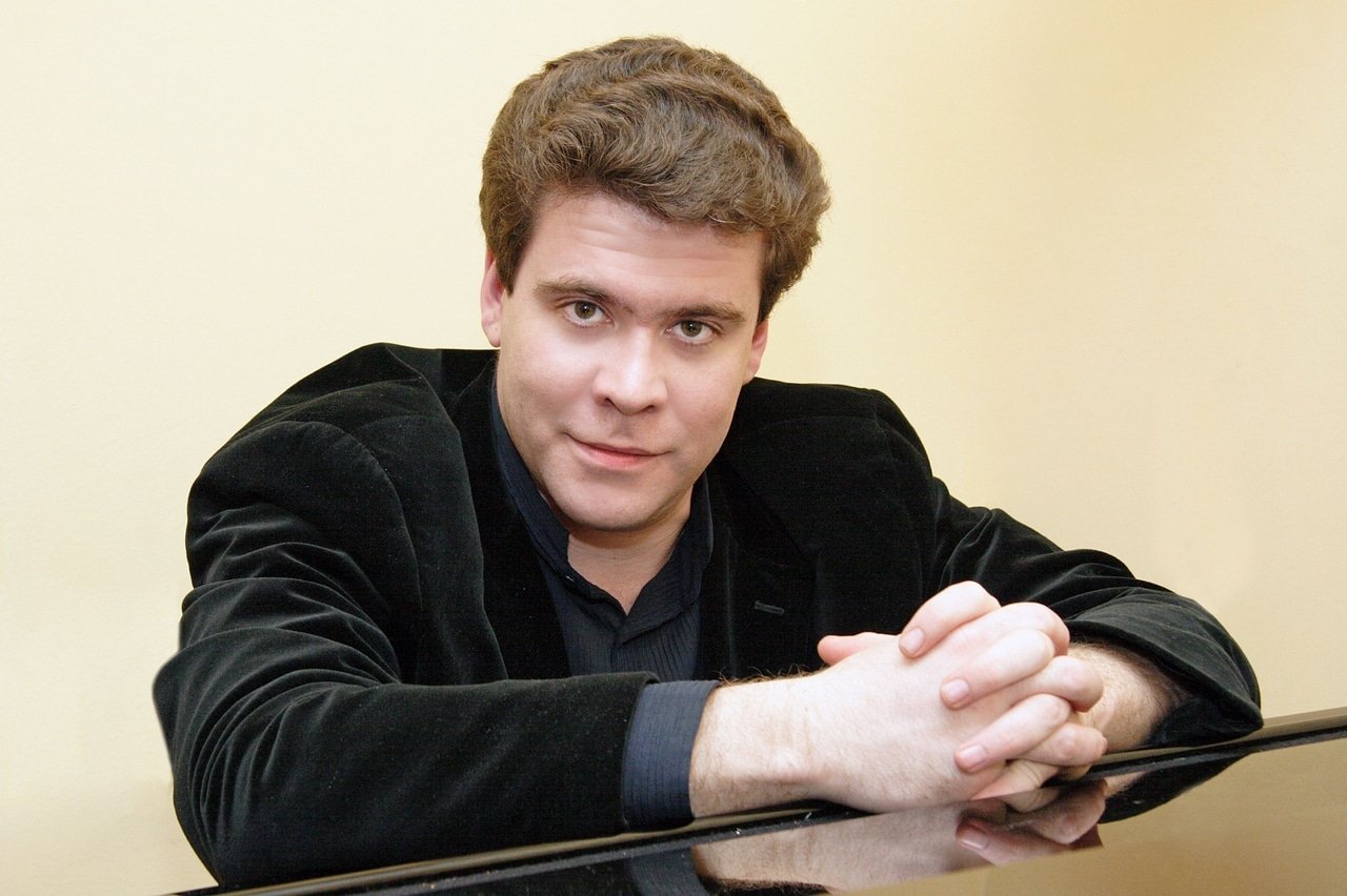 Макс Ферстаппен Стал Отцом: Дочь Лили Макс Ферстаппен Стал Отцом: Дочь Лили