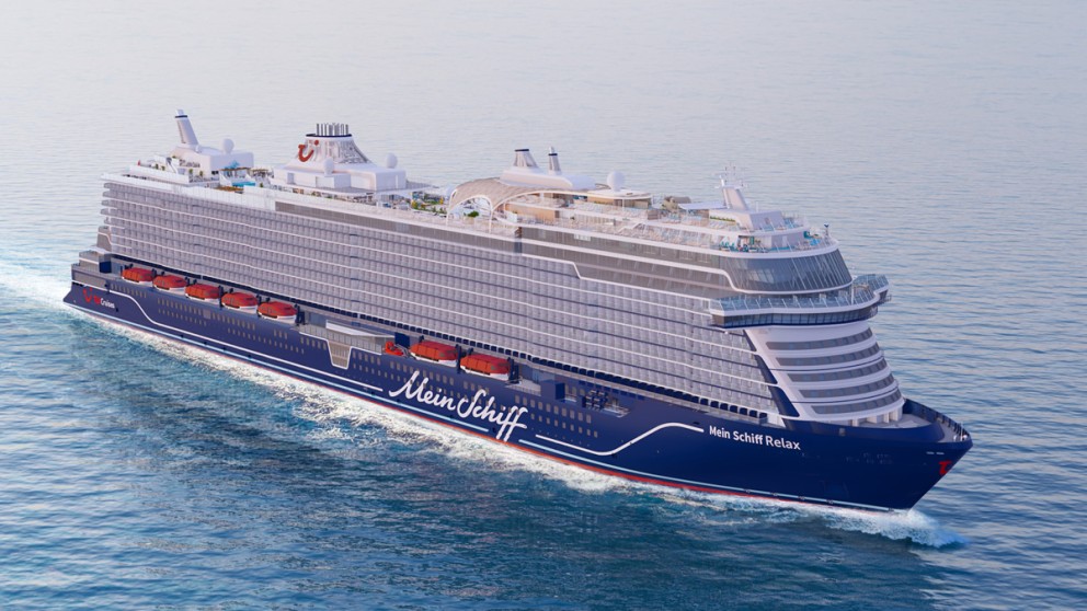 Málaga Hosts Mein Schiff Relax Christening With Robbie Williams Málaga Hosts Mein Schiff Relax Christening With Robbie Williams