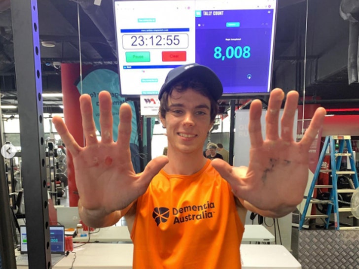 Man Breaks Australian Foot Race Record Man Breaks Australian Foot Race Record