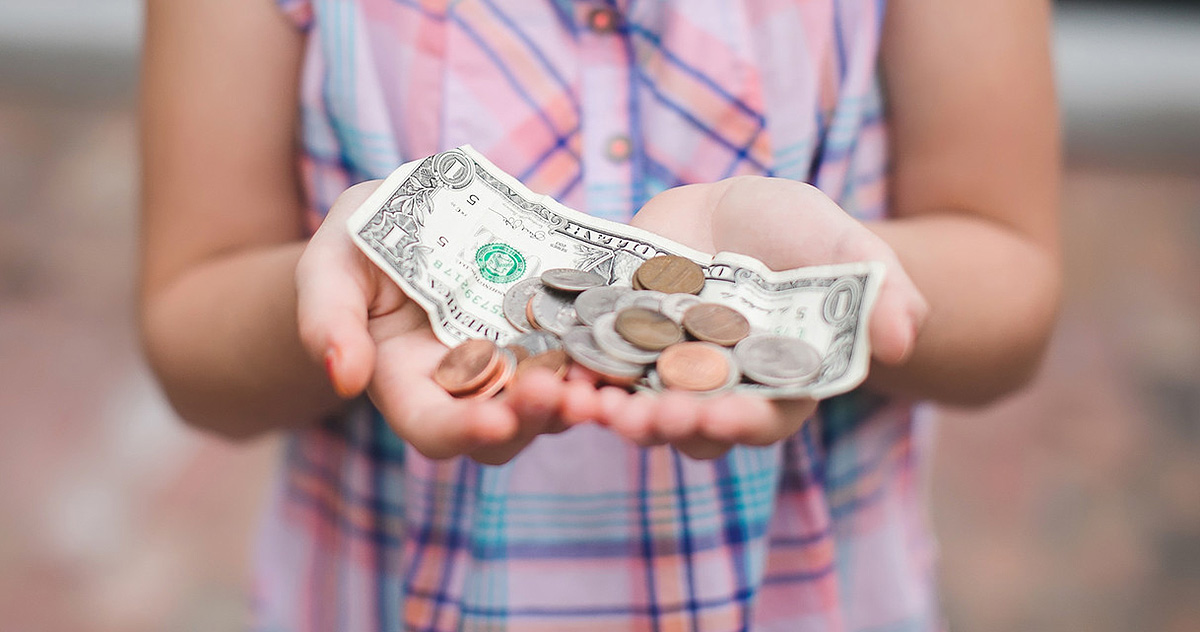 Man Learns Costly Lesson After $3K Babysitting Bill Results In $3.6K Daycare Expense Man Learns Costly Lesson After $3K Babysitting Bill Results In $3.6K Daycare Expense