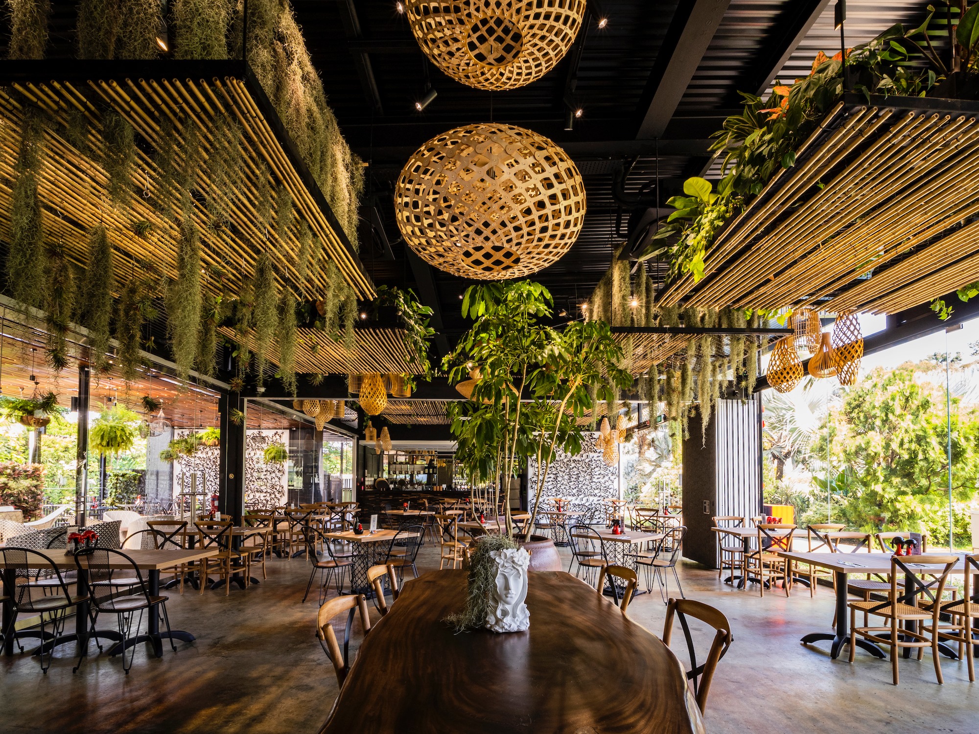 Manhattan's Best Outdoor Dining: A Guide To Al Fresco Restaurants Manhattan's Best Outdoor Dining: A Guide To Al Fresco Restaurants