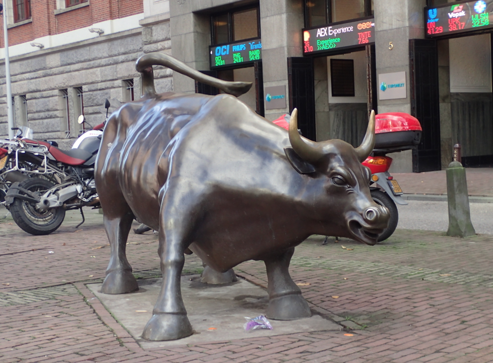 Market Reaction: Amsterdam Stock Exchange Down 2% Due To Trump Tariffs Market Reaction: Amsterdam Stock Exchange Down 2% Due To Trump Tariffs