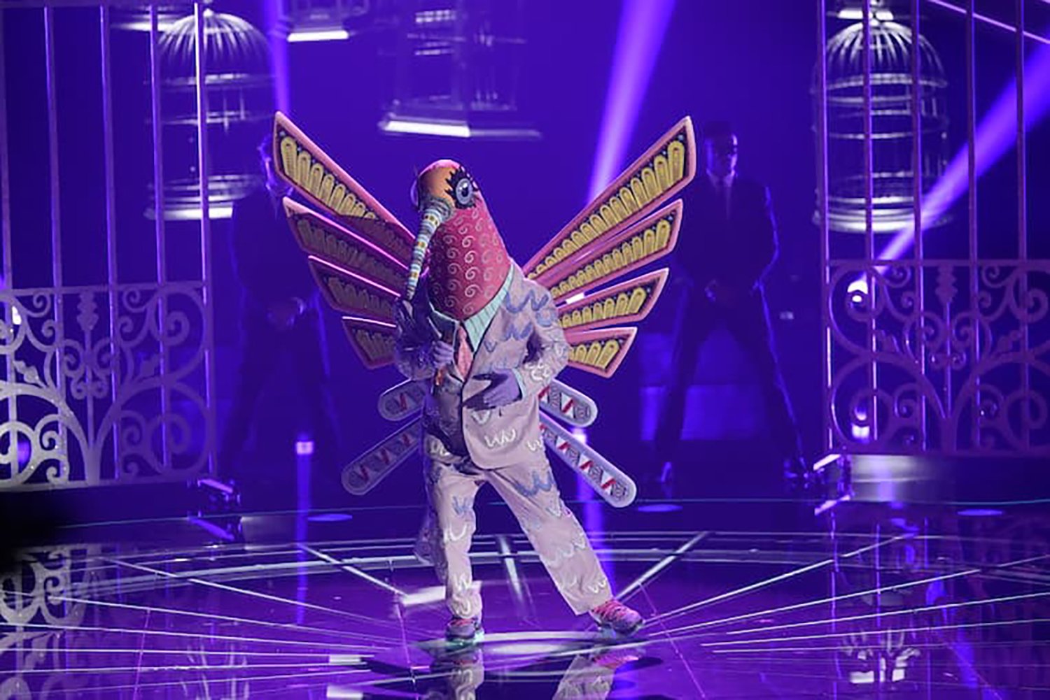 Mask Singer 2025 : L'Autruche Démasquée ? Pronostics Et Révélations Mask Singer 2025 : L'Autruche Démasquée ? Pronostics Et Révélations