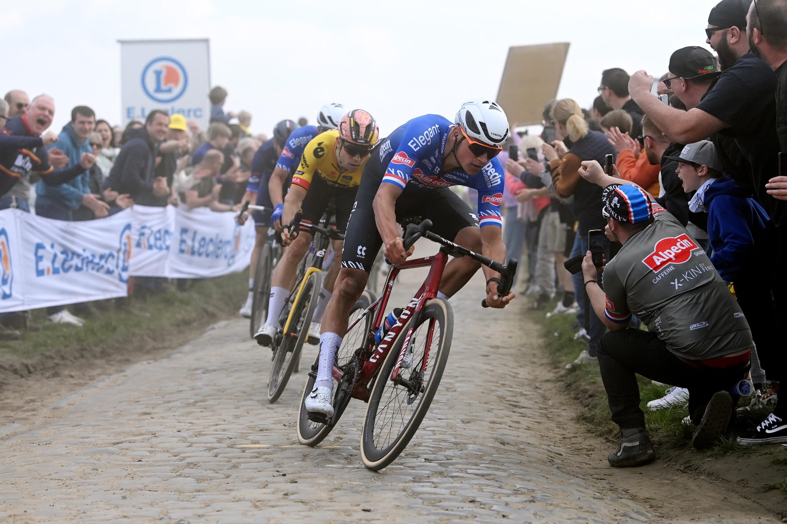 Mathieu Van Der Poel's Paris-Roubaix Hat-Trick: A Dominant Performance Mathieu Van Der Poel's Paris-Roubaix Hat-Trick: A Dominant Performance
