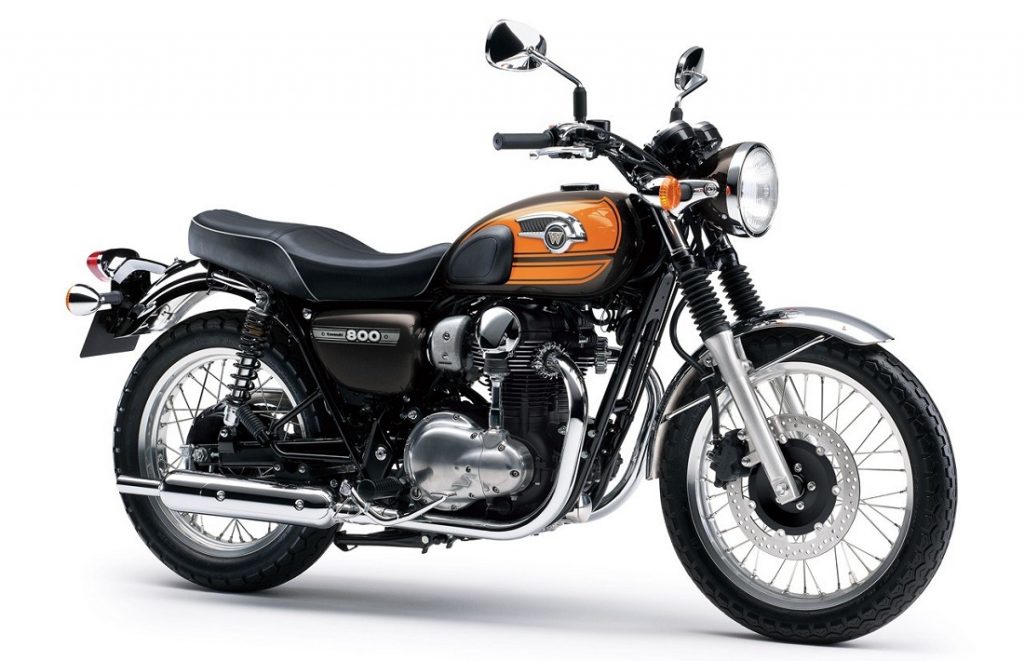 Memilih Motor Klasik: Kawasaki W175 Atau Honda ST125 Dax? Memilih Motor Klasik: Kawasaki W175 Atau Honda ST125 Dax?
