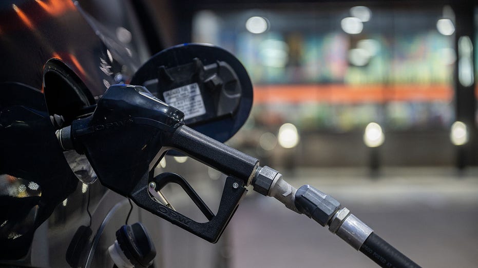 Memorial Day Weekend: Record Low Gas Prices Predicted Memorial Day Weekend: Record Low Gas Prices Predicted