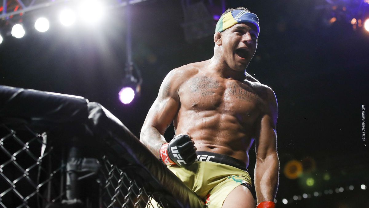 Michael Morales Shocks Gilbert Burns With First-Round KO At UFC Vegas 106 Michael Morales Shocks Gilbert Burns With First-Round KO At UFC Vegas 106
