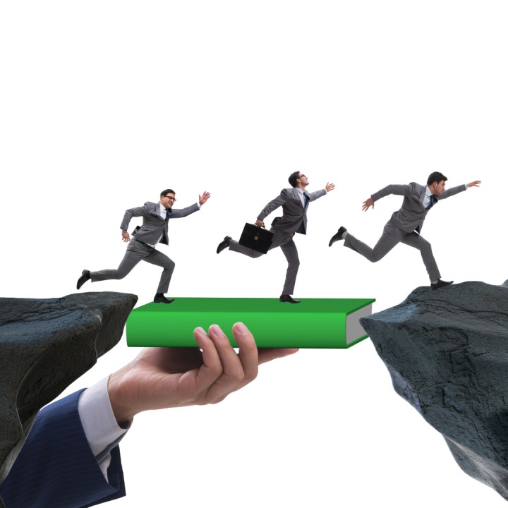 Middle Managers: Bridging The Gap Between Leadership And Employees For Improved Outcomes Middle Managers: Bridging The Gap Between Leadership And Employees For Improved Outcomes