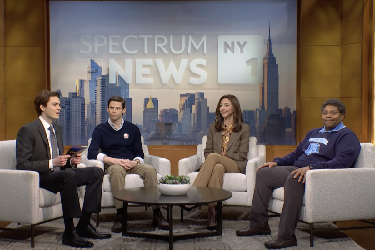 Mikey Madison In SNL Cold Open: Parodying The Signal Group Chat Controversy Mikey Madison In SNL Cold Open: Parodying The Signal Group Chat Controversy