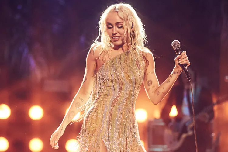Miley Cyrus' Miley Cyrus'