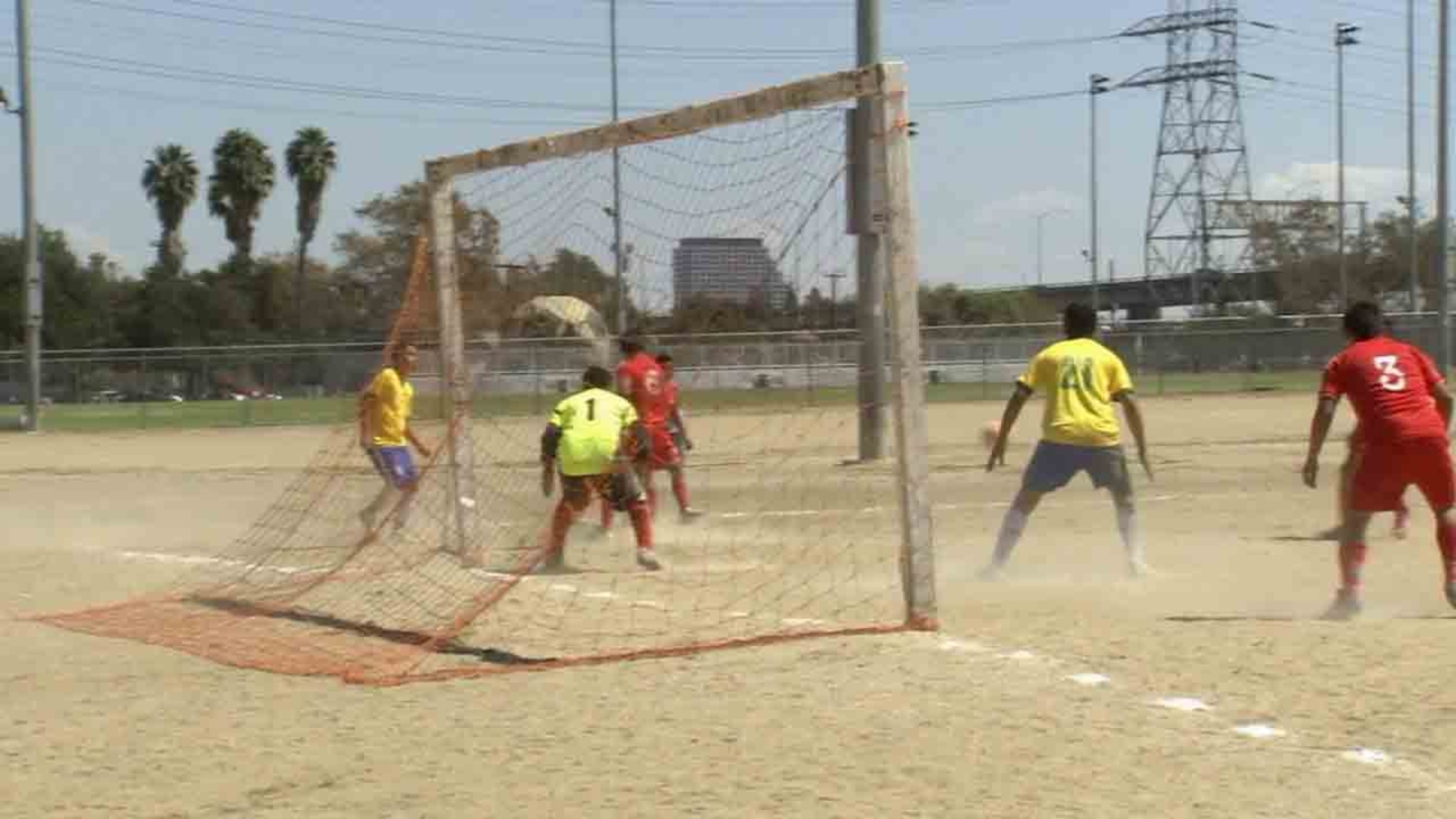Mini Heat Wave Sweeps Southern California This Weekend Mini Heat Wave Sweeps Southern California This Weekend