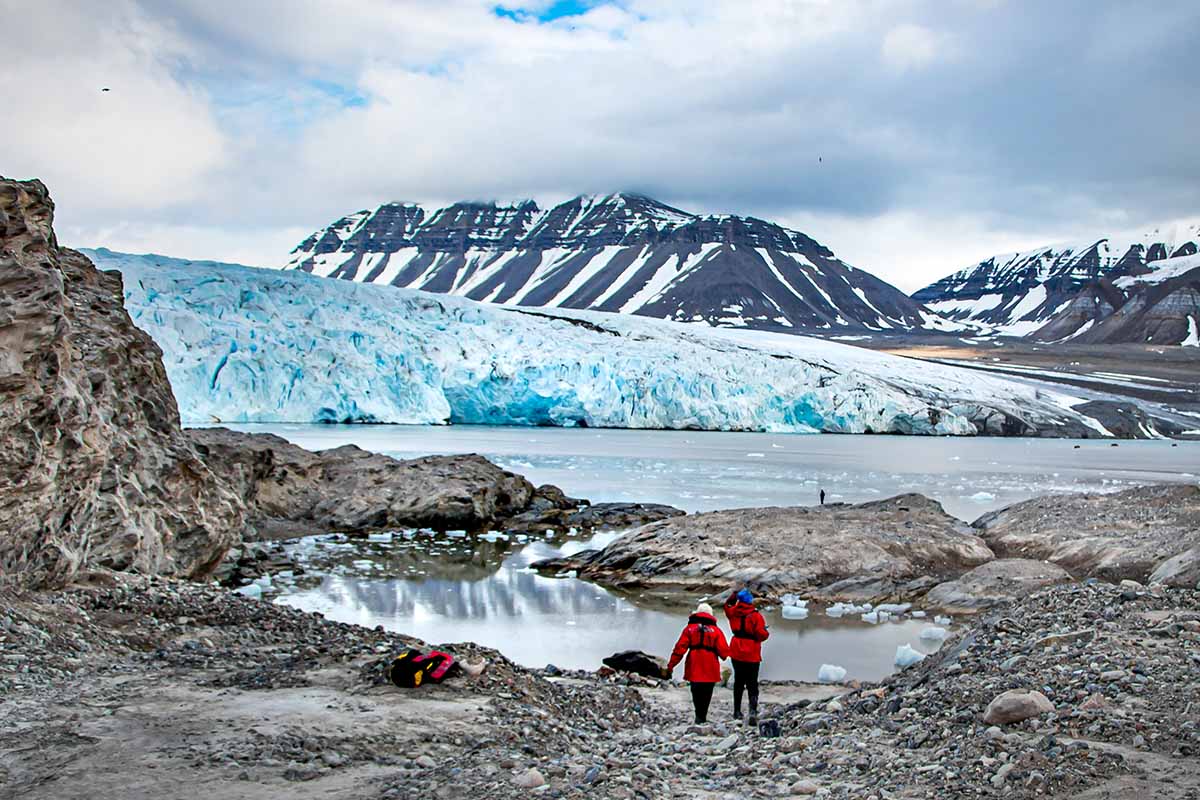 Mission: Impossible 7: Svalbard Filming Locations And BTS Footage Mission: Impossible 7: Svalbard Filming Locations And BTS Footage