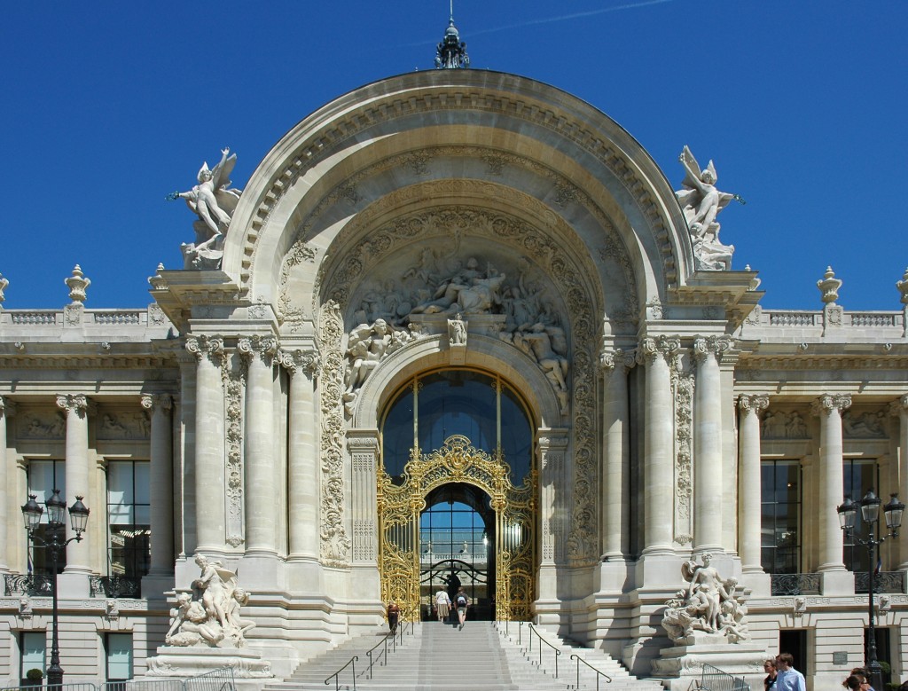 Mode Au Petit Palais : Nuit Des Musées 2025 À Paris Mode Au Petit Palais : Nuit Des Musées 2025 À Paris