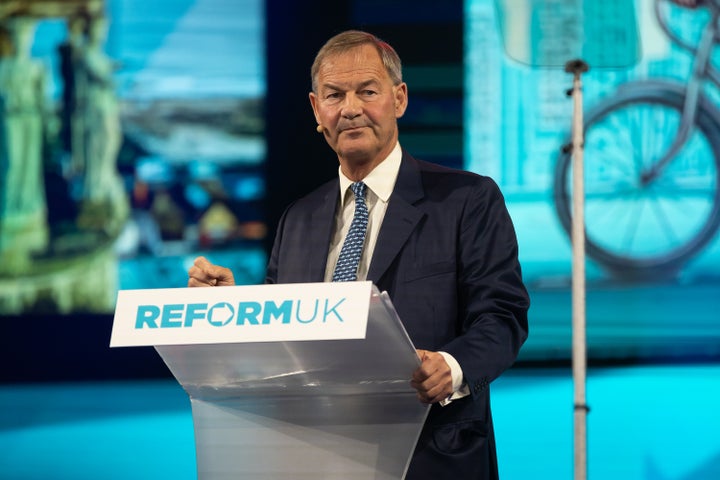 MP Rupert Lowe Under Police Investigation: Latest Updates And Statements MP Rupert Lowe Under Police Investigation: Latest Updates And Statements
