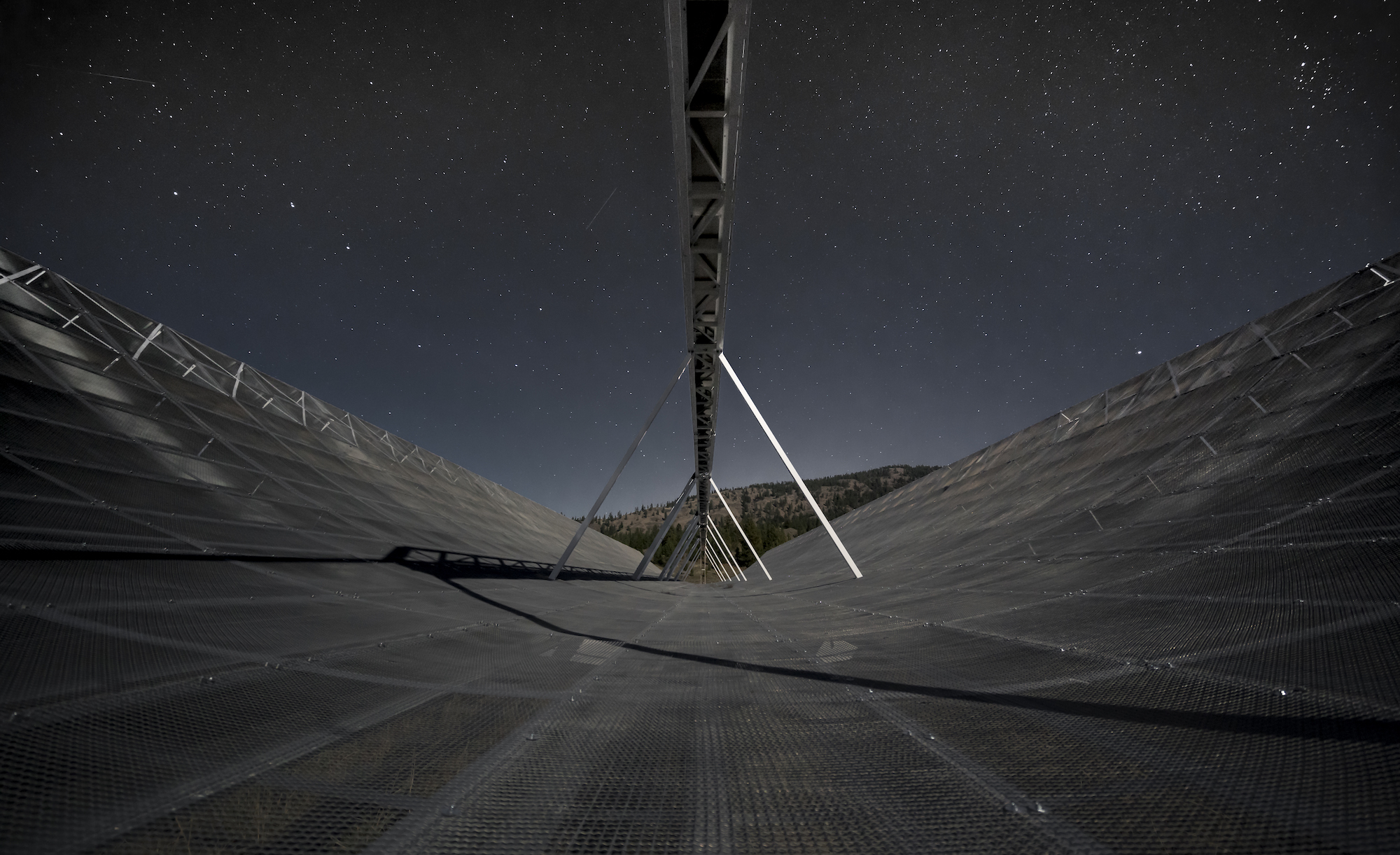 Mysterious Pulsing Object In Space Baffles Astronomers Mysterious Pulsing Object In Space Baffles Astronomers