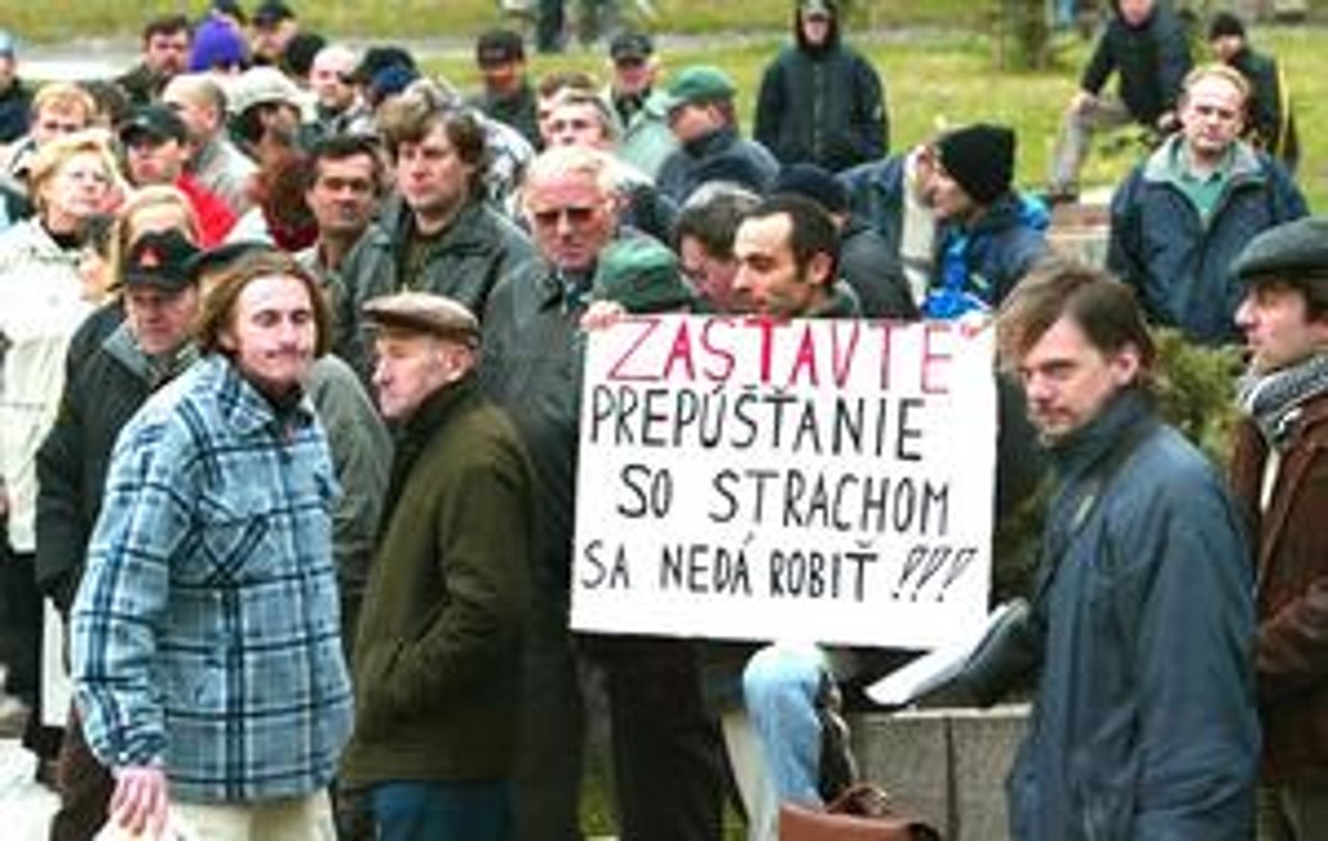 Najväčšie Nemecké Firmy Prepúšťajú: Tisíce Ľudí Prichádza O Prácu Najväčšie Nemecké Firmy Prepúšťajú: Tisíce Ľudí Prichádza O Prácu
