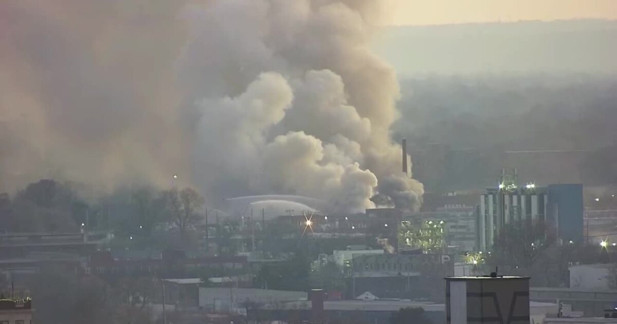 Natural Gas Leak Prompts Downtown Louisville Evacuations Natural Gas Leak Prompts Downtown Louisville Evacuations