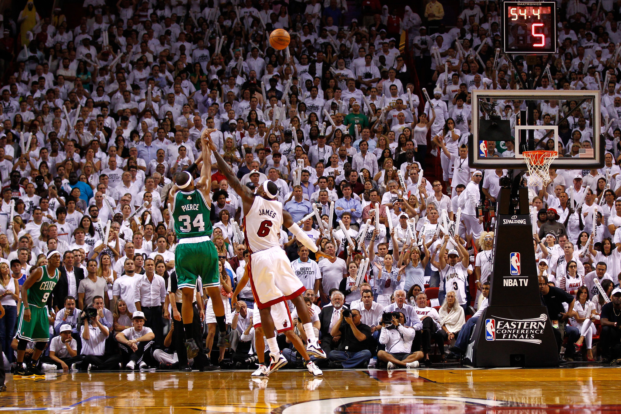 NBA Playoffs: Celtics Vs. Magic Game 1 - Where & When To Watch NBA Playoffs: Celtics Vs. Magic Game 1 - Where & When To Watch