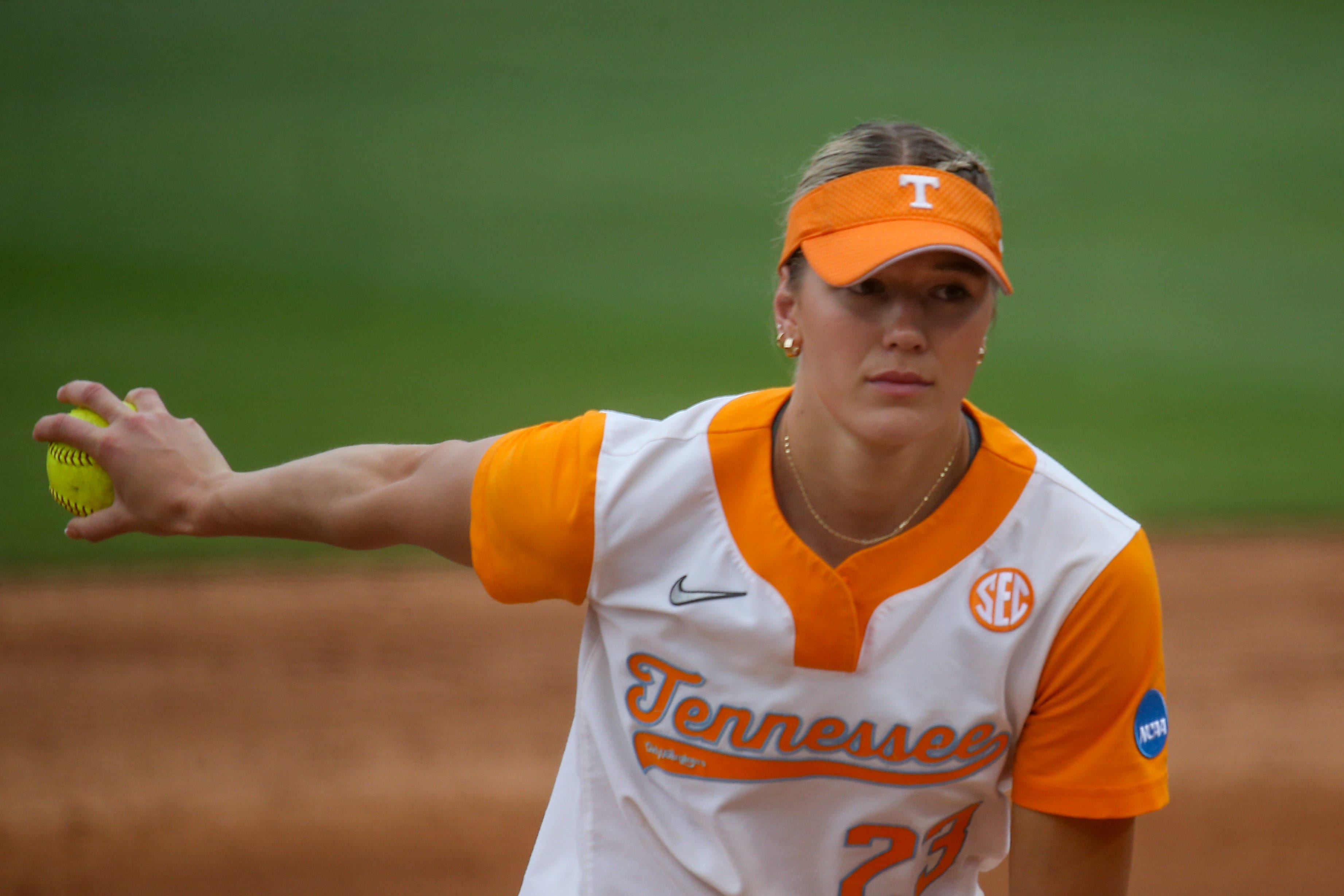 NCAA Softball: Karlyn Pickens' Historic 78.2 Mph Fastball For Tennessee NCAA Softball: Karlyn Pickens' Historic 78.2 Mph Fastball For Tennessee