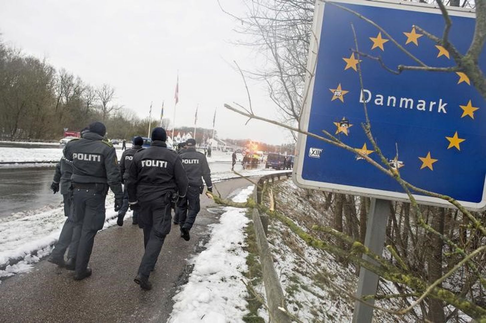 Netherlands Tightens Border Controls: Extended Checks Amidst Decreasing Asylum Applications Netherlands Tightens Border Controls: Extended Checks Amidst Decreasing Asylum Applications