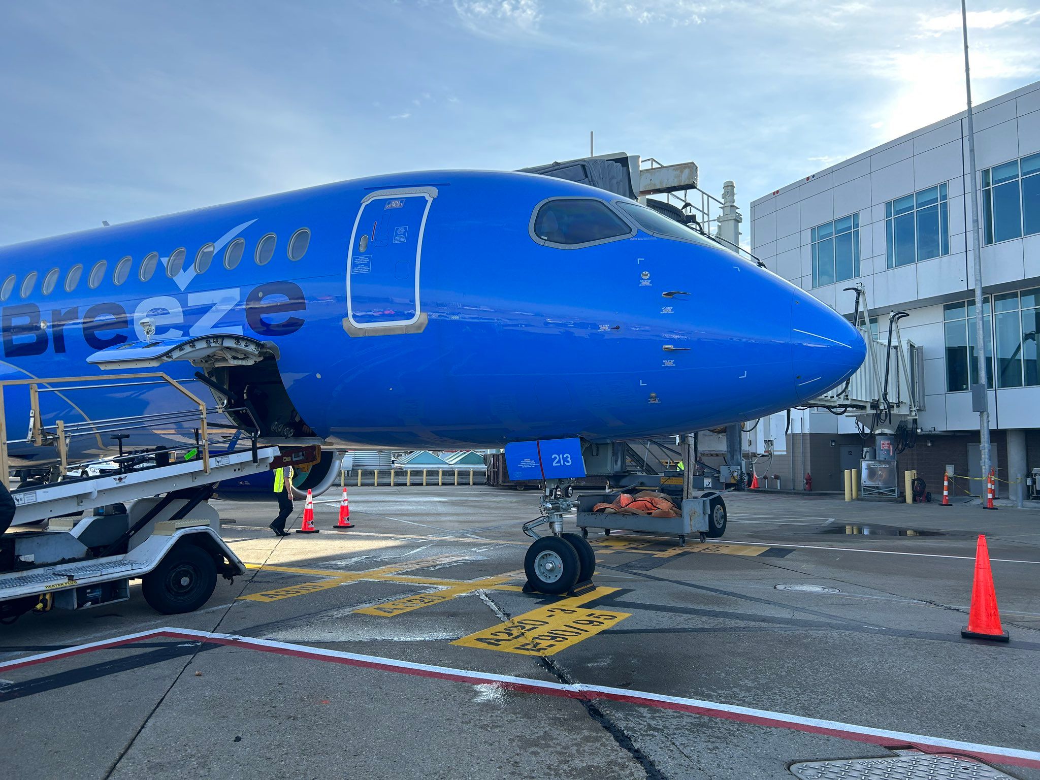 New Breeze Airways Routes: Growth And Expansion Plans New Breeze Airways Routes: Growth And Expansion Plans