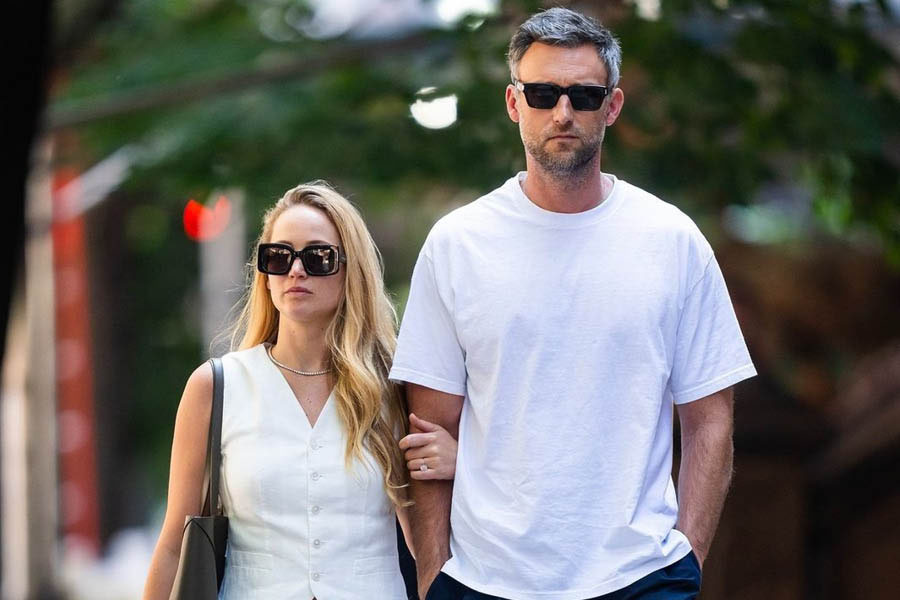 New Photos: Jennifer Lawrence And Husband Cooke Maroney Following Second Child Rumors New Photos: Jennifer Lawrence And Husband Cooke Maroney Following Second Child Rumors