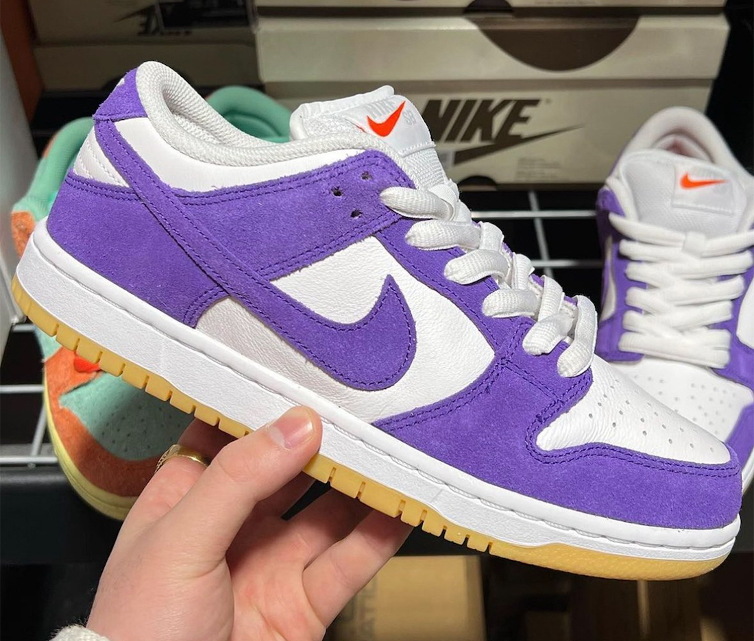 Nike Dunks On Sale: Revolve's Mega Sneaker Sale - $52+ Off Nike Dunks On Sale: Revolve's Mega Sneaker Sale - $52+ Off