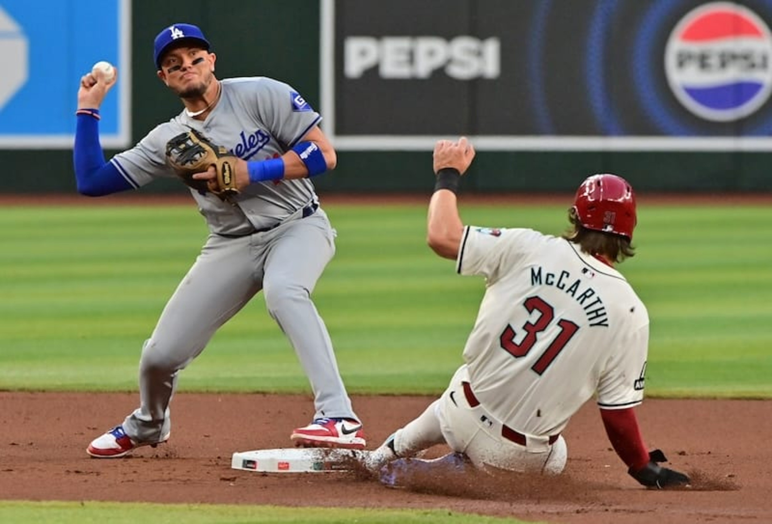 NL West Race Heats Up: Dodgers And Padres' Perfect Records NL West Race Heats Up: Dodgers And Padres' Perfect Records
