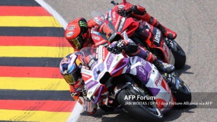 Nonton Live Streaming Sprint Race MotoGP Inggris Jam 20.00 WIB Nonton Live Streaming Sprint Race MotoGP Inggris Jam 20.00 WIB