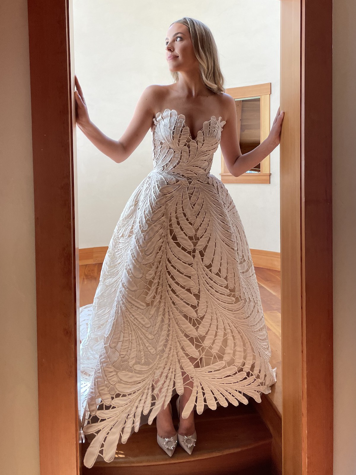 Nora Fatehi's Oscar De La Renta Gown: Pictures From The Oscars Party Nora Fatehi's Oscar De La Renta Gown: Pictures From The Oscars Party