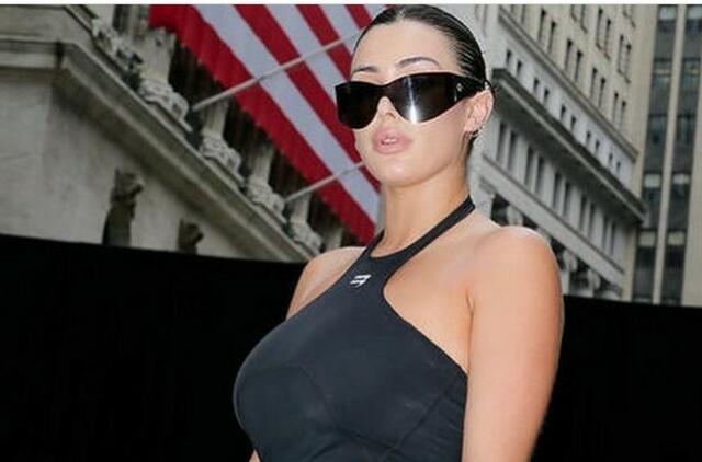 Nuoga Bianca Censori: Kanye Westo Provokacija Nuoga Bianca Censori: Kanye Westo Provokacija