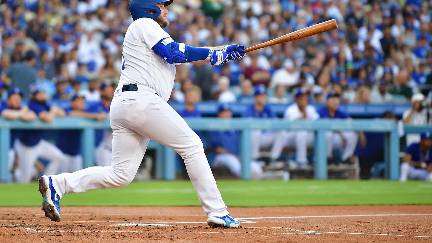 Oakland A's Roster Move: Muncy To Start At Second Oakland A's Roster Move: Muncy To Start At Second