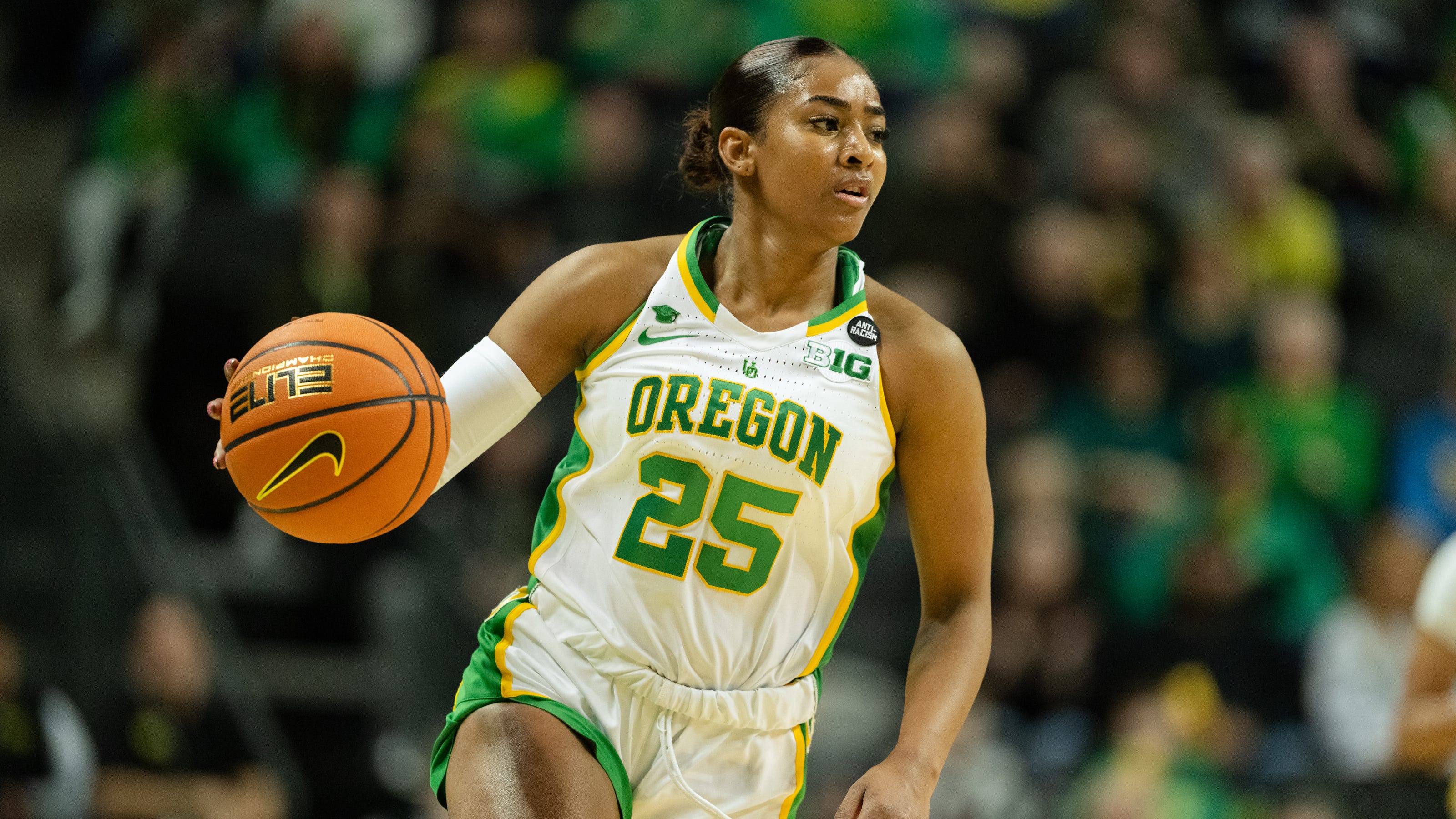 Oregon Tournament: Deja Kelly's Increased Leadership Oregon Tournament: Deja Kelly's Increased Leadership