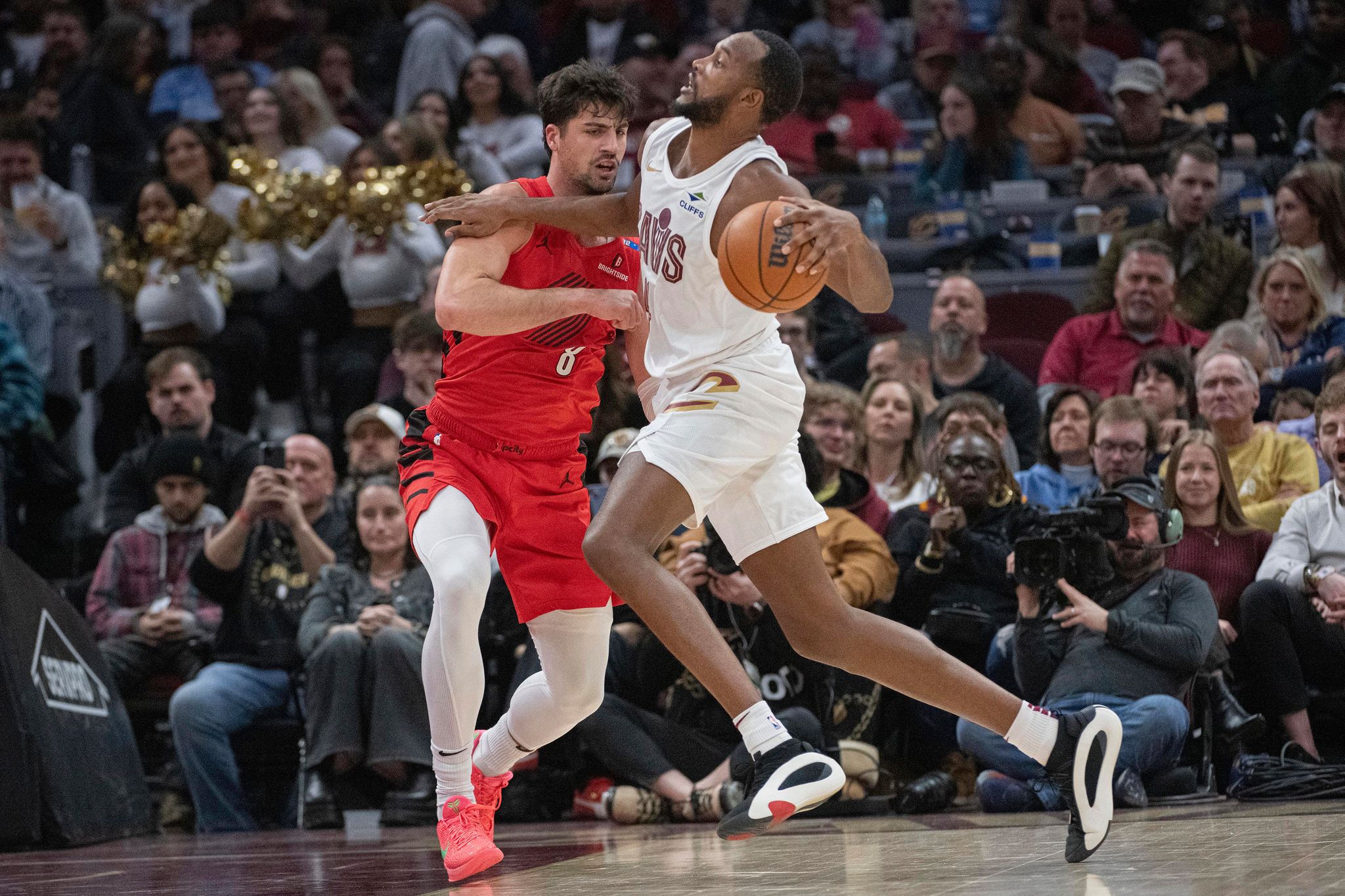 Overtime Thriller: Garland's 32 Points Secure Cavs' 10th Consecutive Victory
