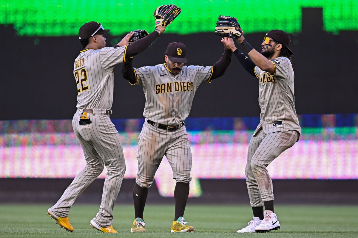Padres Battle Back To Defeat Cubs Padres Battle Back To Defeat Cubs