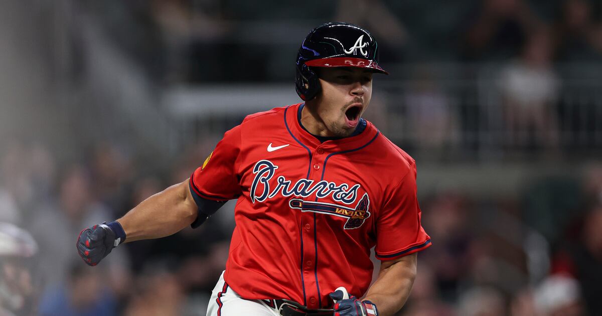 Padres Defeat Braves 1-0: Gurriel's Clutch Pinch-Hit RBI Single Padres Defeat Braves 1-0: Gurriel's Clutch Pinch-Hit RBI Single