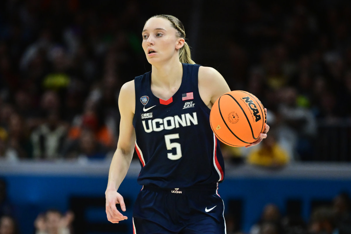 Paige Bueckers' 10-Point WNBA Debut: A Look At The Game Paige Bueckers' 10-Point WNBA Debut: A Look At The Game