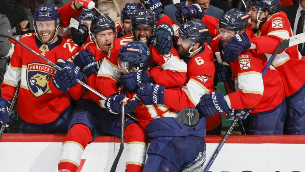 Panthers Defeat Senators Behind Tkachuk's Performance And Explosive Second Period Panthers Defeat Senators Behind Tkachuk's Performance And Explosive Second Period