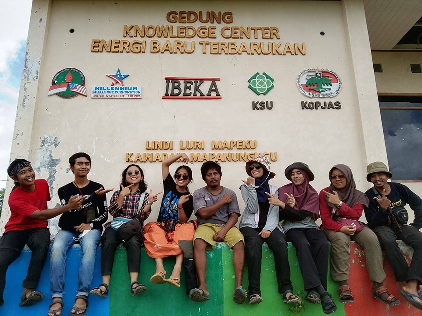 Persemian Gerakan Bali Bersih Sampah: Pentingnya Kolaborasi Pemerintah Dan Masyarakat Persemian Gerakan Bali Bersih Sampah: Pentingnya Kolaborasi Pemerintah Dan Masyarakat