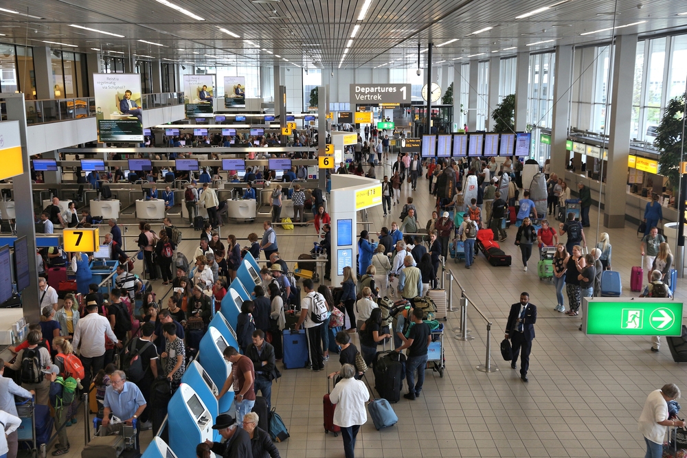 Plan Ahead: Easter & Spring Break Peak Travel On Schiphol, Roads, And Ferries Plan Ahead: Easter & Spring Break Peak Travel On Schiphol, Roads, And Ferries
