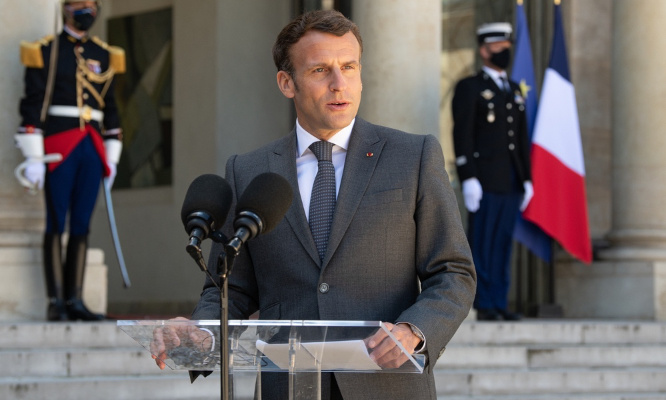 Politique Camerounaise: Macron, Référendum Et Troisième Mandat En 2032 Politique Camerounaise: Macron, Référendum Et Troisième Mandat En 2032