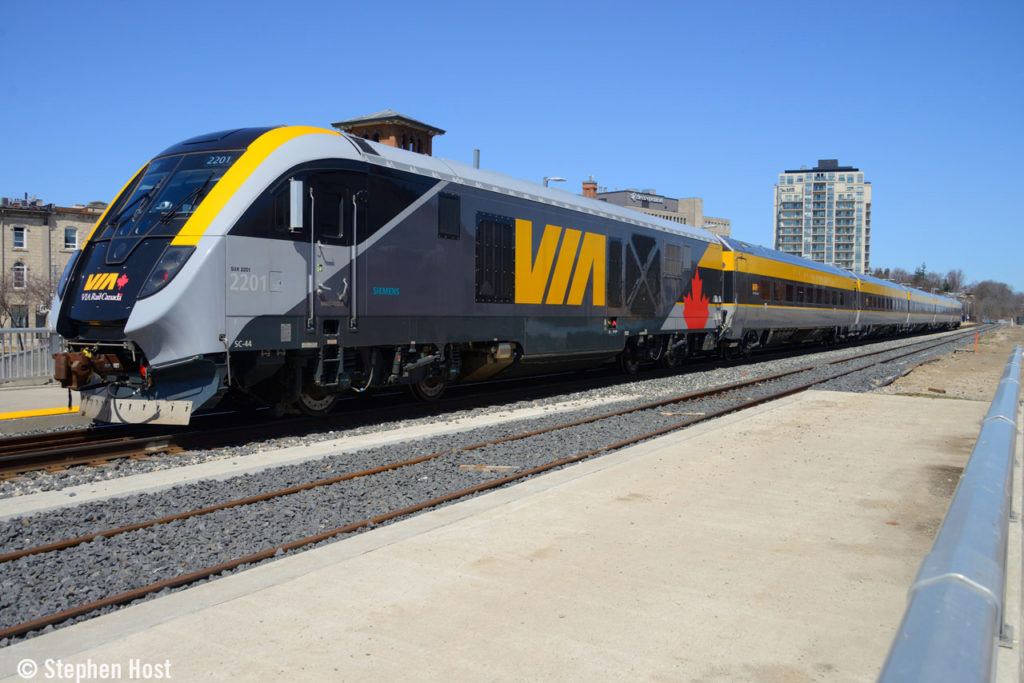 Potential Via Rail Strike: Unifor's Strike Mandate Raises Concerns For Passengers Potential Via Rail Strike: Unifor's Strike Mandate Raises Concerns For Passengers