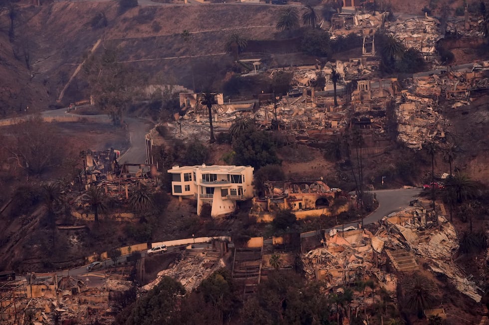 Price Gouging Allegations Surface In LA Following Devastating Fires Price Gouging Allegations Surface In LA Following Devastating Fires