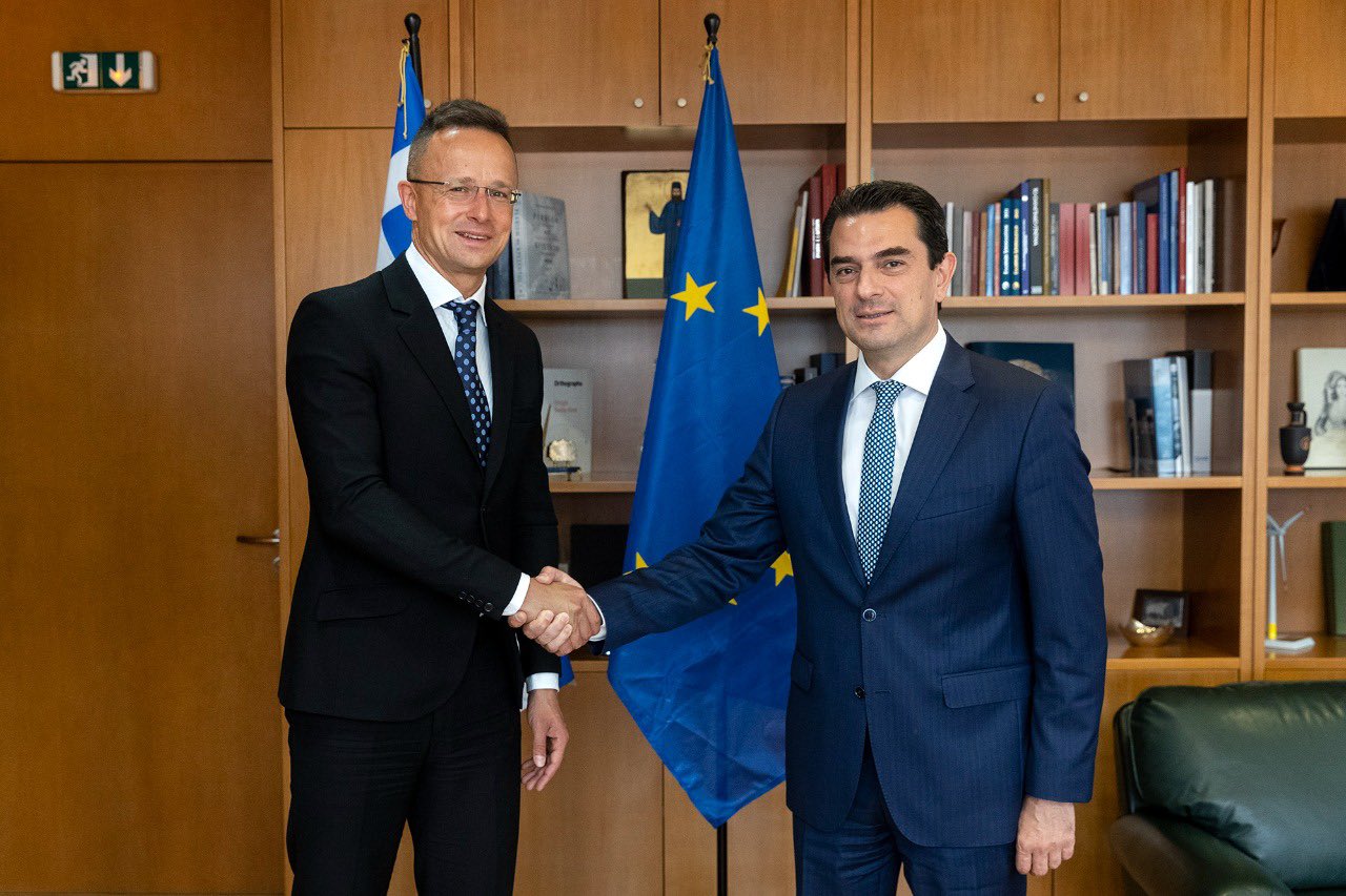 Προεδρία ΕΕ: Ο Κόμπος Συζήτησε Με Τον Σιγιάρτο Για Το Κυπριακό Και Τις Διμερείς Σχέσεις Προεδρία ΕΕ: Ο Κόμπος Συζήτησε Με Τον Σιγιάρτο Για Το Κυπριακό Και Τις Διμερείς Σχέσεις