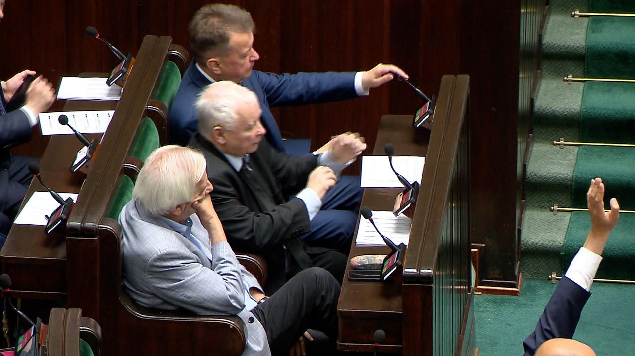 Prokuratorzy Unikają Odpowiedzi WPolsce24: Szokujący Blamaż Prokuratorzy Unikają Odpowiedzi WPolsce24: Szokujący Blamaż