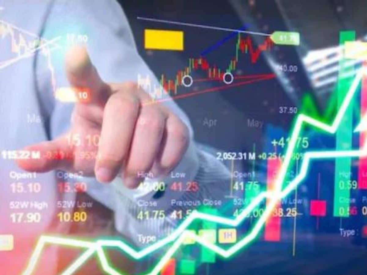 शेयर बाजार में ₹5 लाख करोड़ का लाभ: सेंसेक्स 1078 अंक ऊपर, निफ्टी ने 2025 का नुकसान किया रिकवर शेयर बाजार में ₹5 लाख करोड़ का लाभ: सेंसेक्स 1078 अंक ऊपर, निफ्टी ने 2025 का नुकसान किया रिकवर