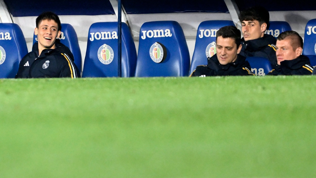 Real Madrid'in Geleceği: Ancelotti'nin Yerine Kim Geçebilir? Klopp Olasılığı Real Madrid'in Geleceği: Ancelotti'nin Yerine Kim Geçebilir? Klopp Olasılığı