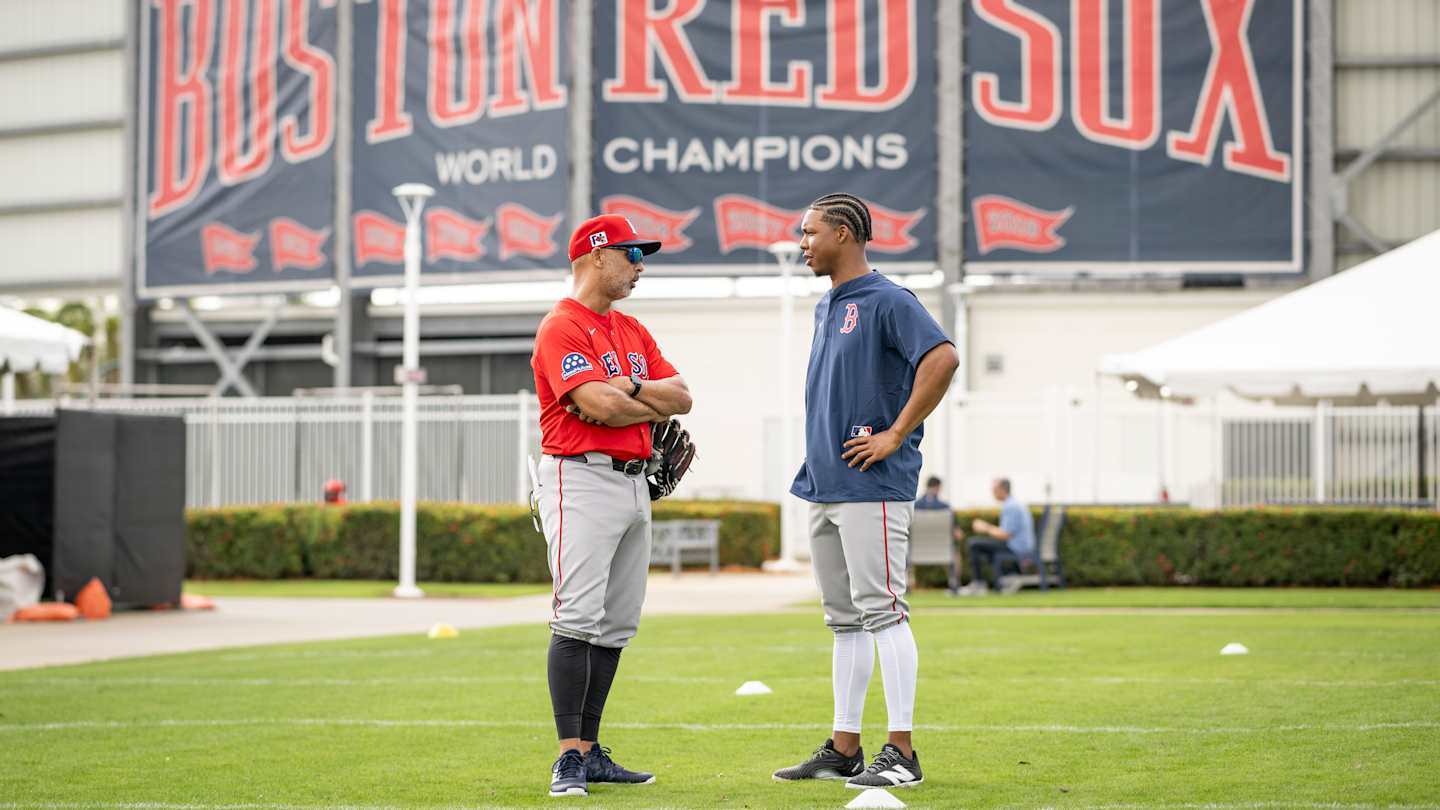 Red Sox: Injury Report For Crawford, Bello, Abreu, And Rafaela Red Sox: Injury Report For Crawford, Bello, Abreu, And Rafaela