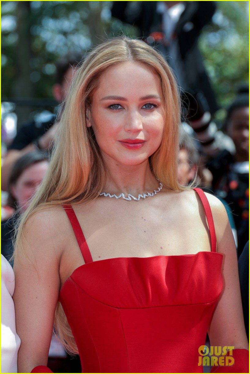 Reviewers' Opinions: An Honest Look At Jennifer Lawrence's Latest Project Reviewers' Opinions: An Honest Look At Jennifer Lawrence's Latest Project