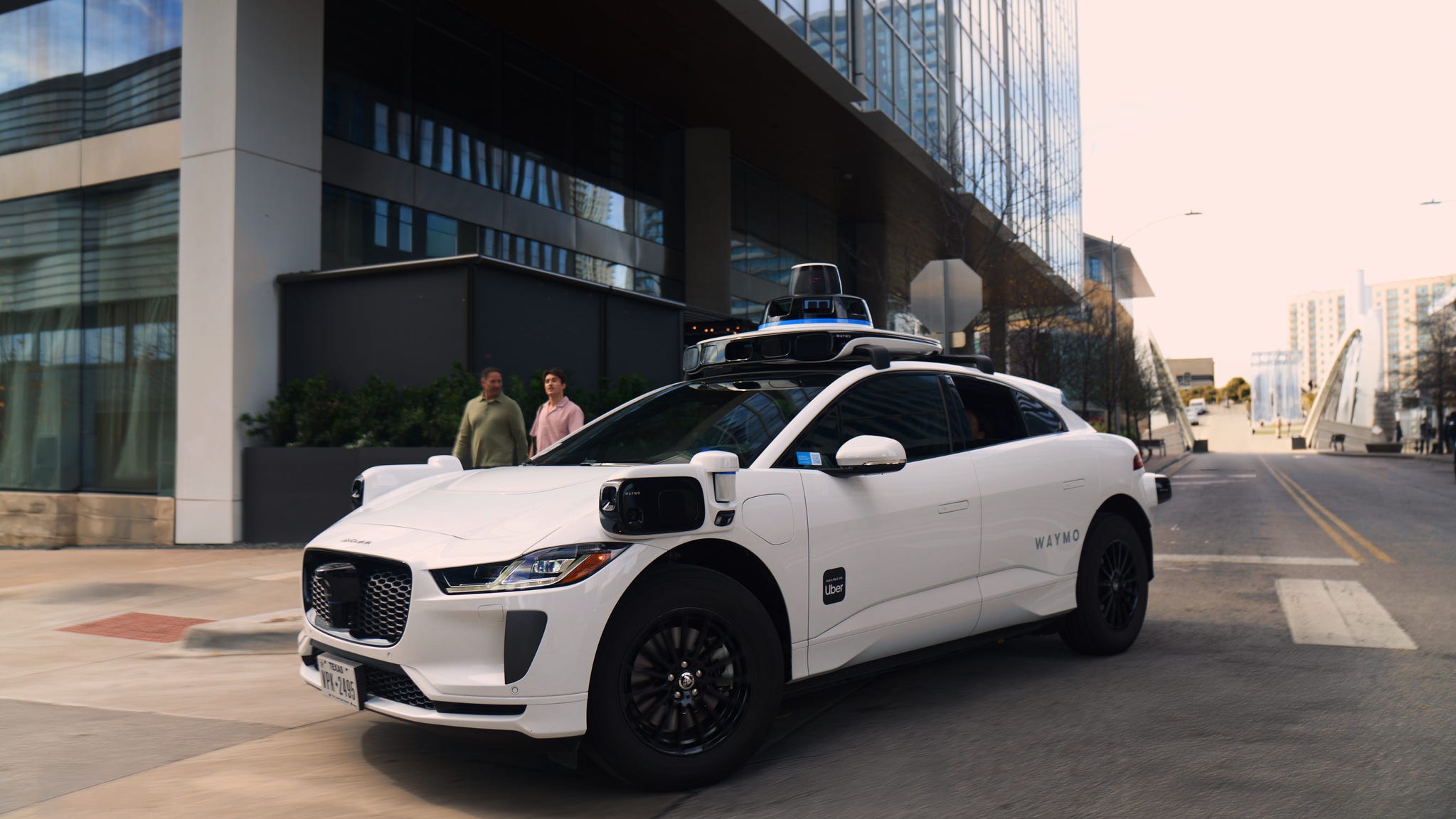 Robotaxi Revolution: Uber And Waymo Launch In Austin Robotaxi Revolution: Uber And Waymo Launch In Austin
